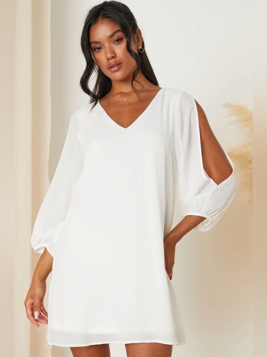Lulus Dresses & Skirts - Lulu's White V-Neck Lightweight Tunic